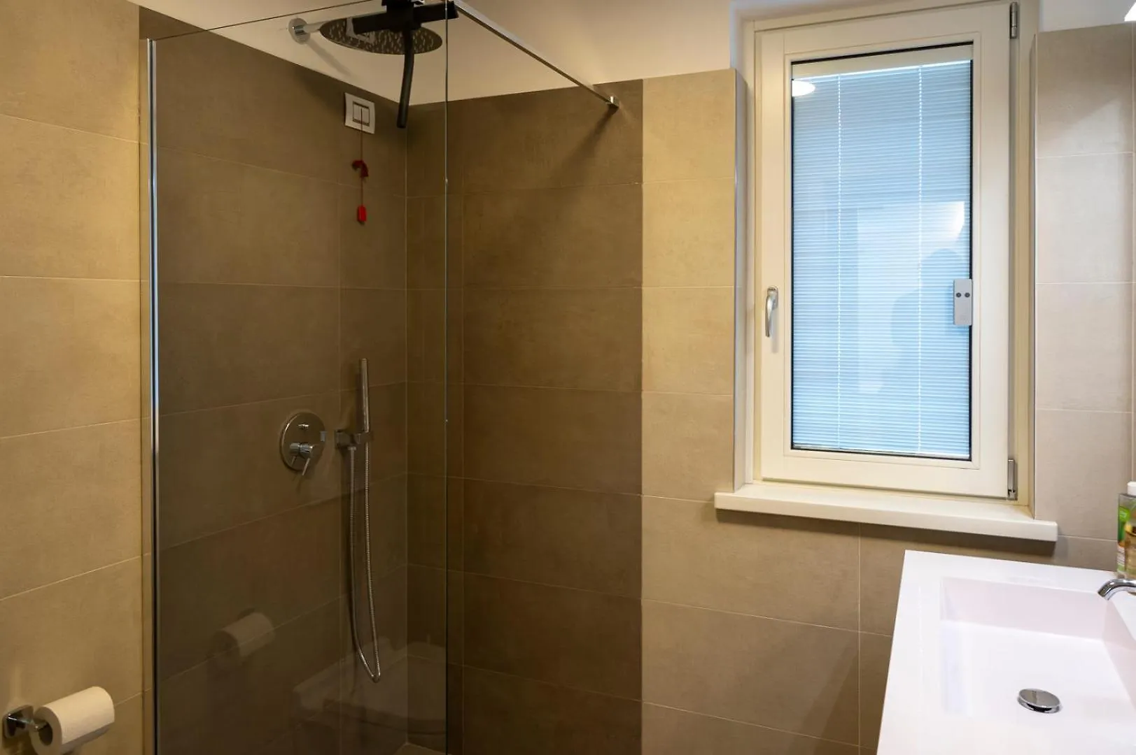 Italian Vacation Homes - Lakeview Heaven Retreat Esmate Italy