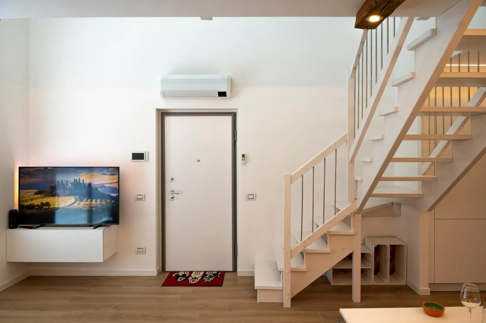 Italian Vacation Homes - Lakeview Heaven Retreat Esmate Apartment