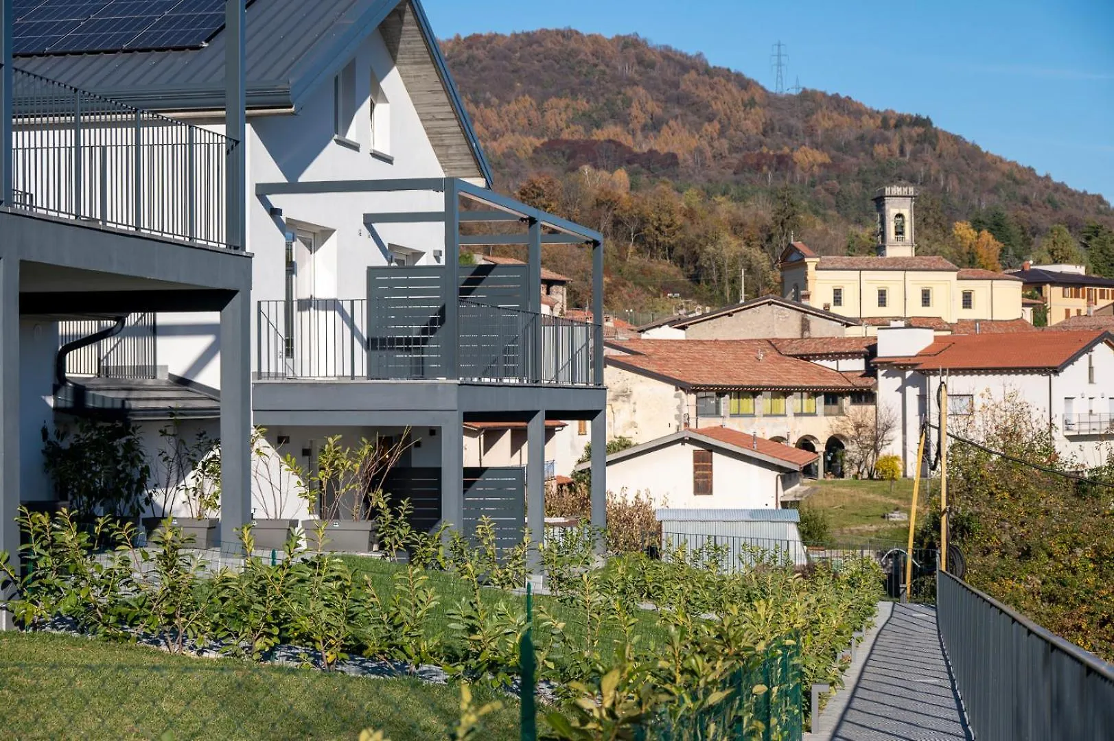 Italian Vacation Homes - Lakeview Heaven Retreat Esmate 0*,  Italy