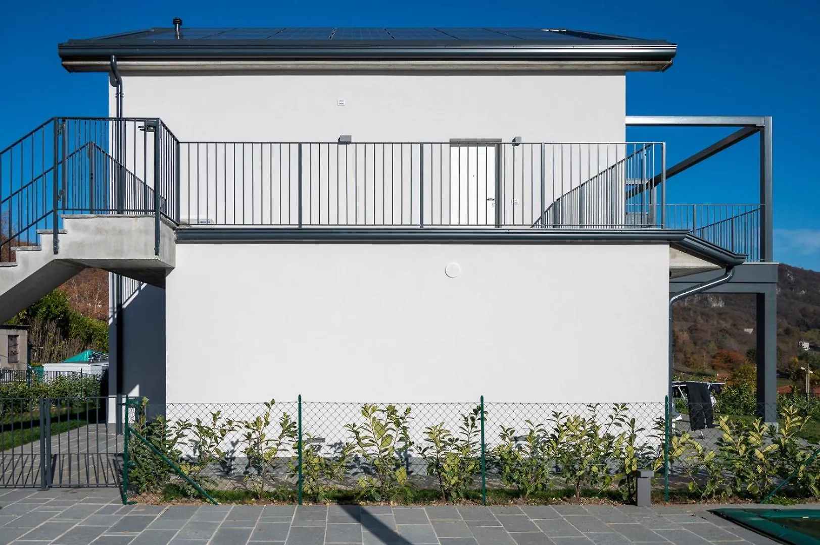 Italian Vacation Homes - Lakeview Heaven Retreat Esmate Italy